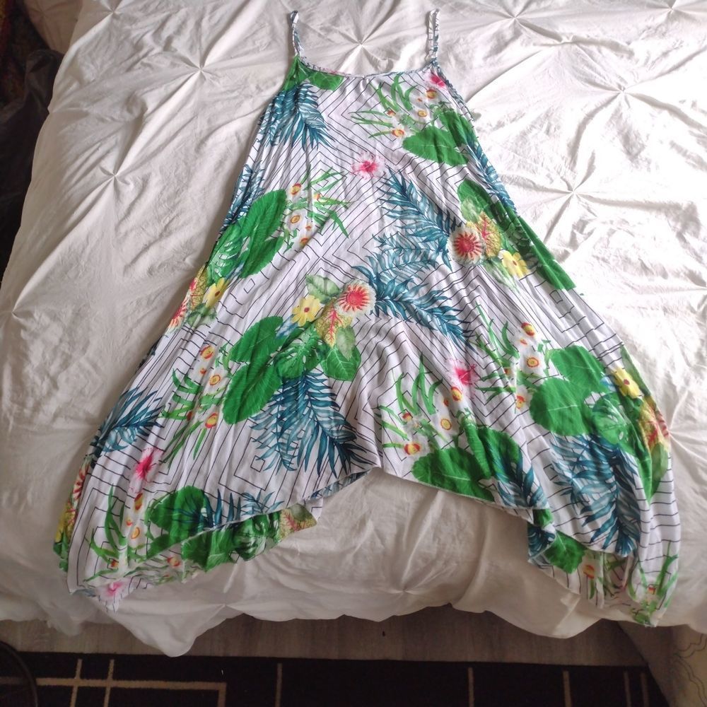 Highness Topical Palm Print Beach green and white mini dress size S